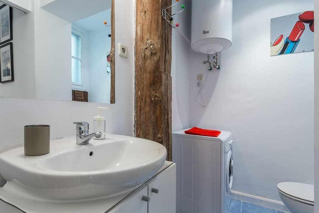 Апартаменты Apartamento Confortable En Atocha Мадрид Экстерьер фото