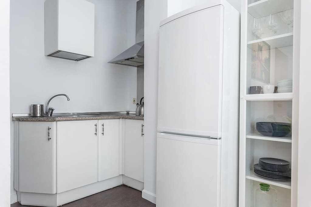 Апартаменты Apartamento Confortable En Atocha Мадрид Экстерьер фото