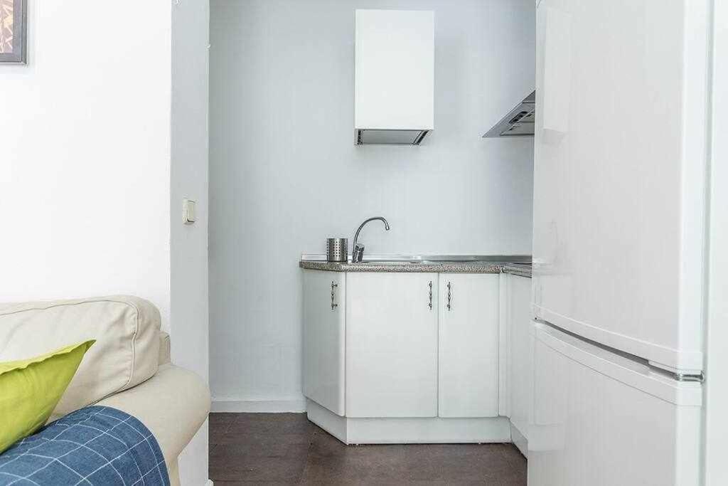 Апартаменты Apartamento Confortable En Atocha Мадрид Экстерьер фото