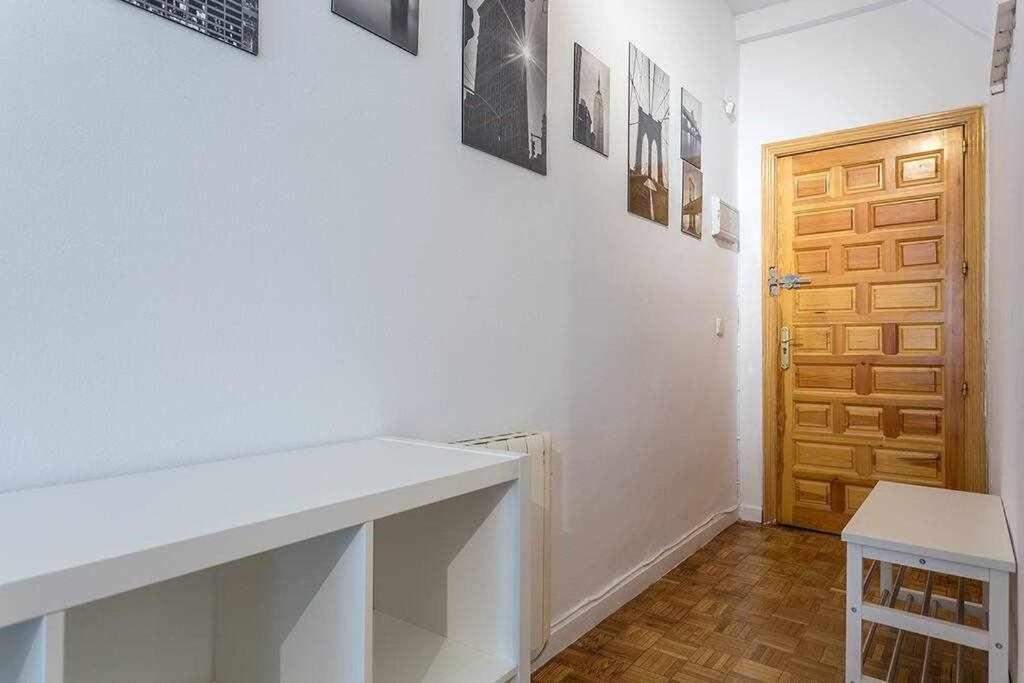Апартаменты Apartamento Confortable En Atocha Мадрид Экстерьер фото